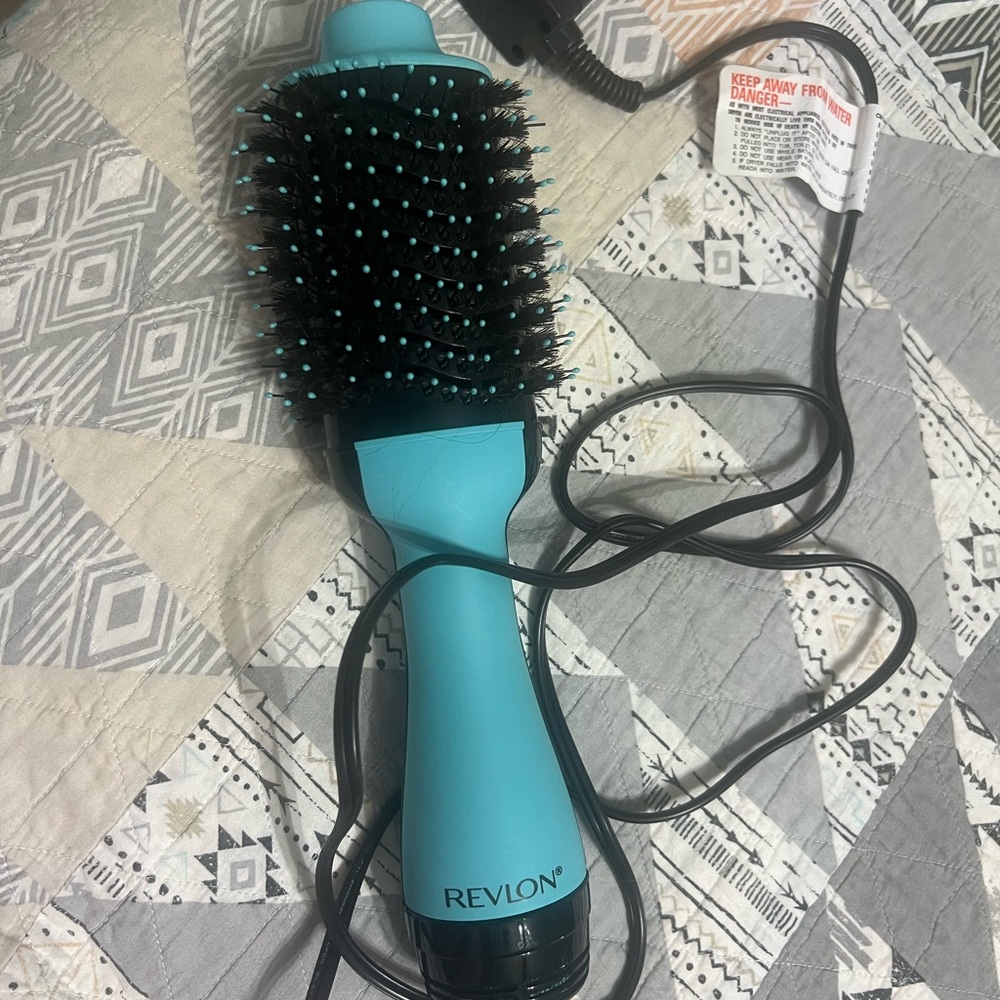 Revlon Aqua Hair Dryer Brush